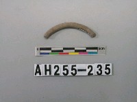 藏品(灰色泥質陶環殘件)的圖片